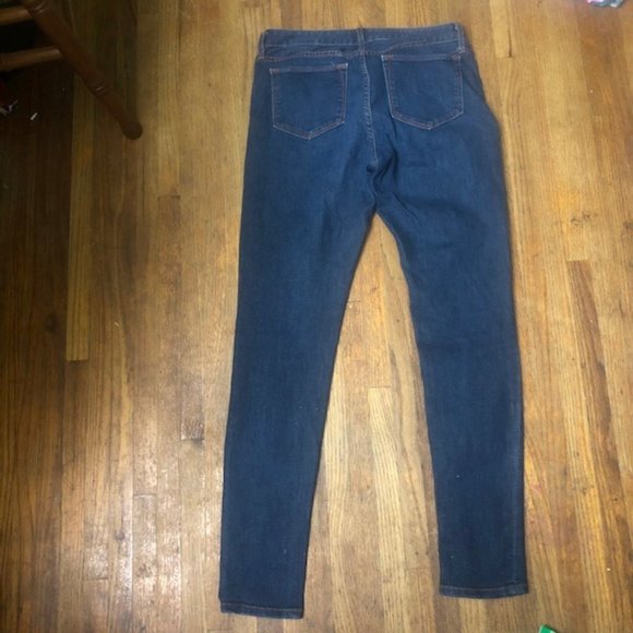Banana Republic Premium Denim Low Rise Dark Skinny - Picture 3 of 5